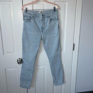 Women’s A&F High Rise skinny jeans